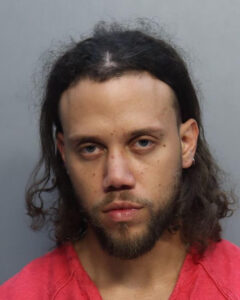 Fotografía cedida por el Departamento de Corrección y Rehabilitación del Condado de Miami Dade, que muestra al cantante puertorriqueño Jhayco posando para un registro policial de arresto por presunta posesión de drogas este martes, en Miami (EE.UU.). EFE/ Departamento de Corrección y Rehabilitación del Condado de Miami Dade.