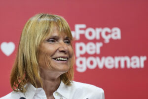 La viceprimera secretaria y portavoz del PSC, Lluïsa Moret, durante la rueda de prensa que ha ofrecido tras la reunión de la comisión ejecutiva de los socialistas catalanes y en la que ha valorado la actualidad política. EFE/Alejandro García