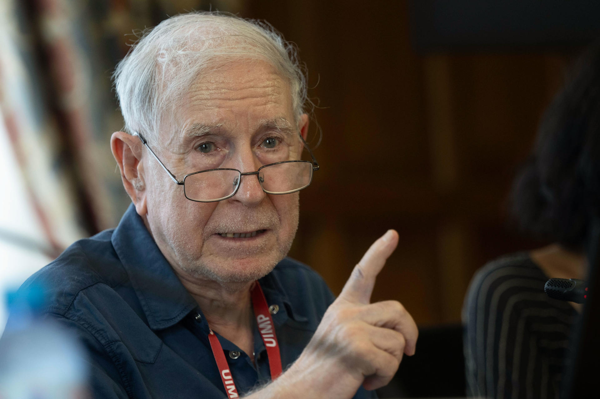 El exministro de Asuntos Exteriores de Israel Shlomo Ben Ami durante el debate sobre el conflicto en Oriente Próximo en el marco del curso 'Quo Vadis Europa', que dirige Josep Borrell, este martes en la Universidad Internacional Menéndez Pelayo en Santander. EFE/ Pedro Puente Hoyos