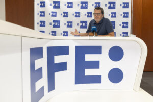 El vicesecretario general de Comunicación y portavoz de ERC, Isaac Albert, aborda en una entrevista con EFE las relaciones de su partido con Junts y explica cómo afrontan los republicanos la Diada del 11 de septiembre de este año. EFE/ Marta Pérez