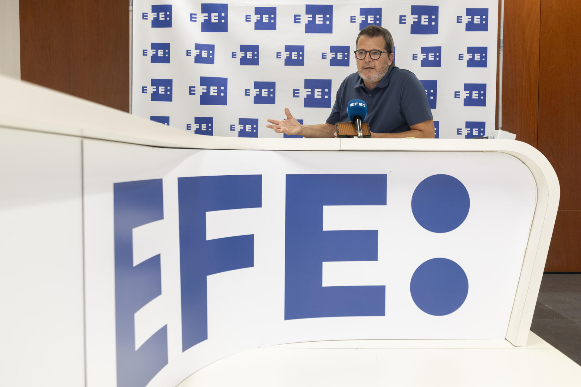 El vicesecretario general de Comunicación y portavoz de ERC, Isaac Albert, aborda en una entrevista con EFE las relaciones de su partido con Junts y explica cómo afrontan los republicanos la Diada del 11 de septiembre de este año. EFE/ Marta Pérez