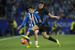 El extremo del Espanyol Antoniu Roca en el RCDE Stadium, en Cornellá de Llobregat, Barcelona en foto de archivo de Enric Fontcuberta. EFE