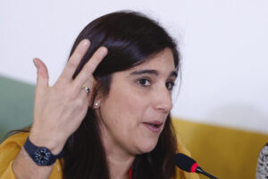 La oficial superior de Asuntos Sociales de la División de Asuntos de Género de la Comisión Económica para América Latina y el Caribe (Cepal), Lucía Scuro, habla en la decimosexta Conferencia Regional sobre la Mujer de América Latina y el Caribe este jueves, en Ciudad de México (México). EFE/ Sáshenka Gutiérrez