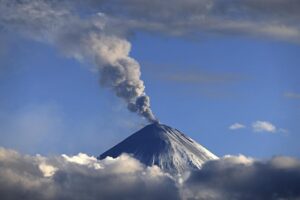 EFE/EPA/YURY DEMYANCHUK/RUSSIAN ACADEMY OF SCIENCES' VOLCANOLOGY INST. -- BEST QUALITY AVAILABLE -- MANDATORY CREDIT -- HANDOUT EDITORIAL USE ONLY/NO SALES