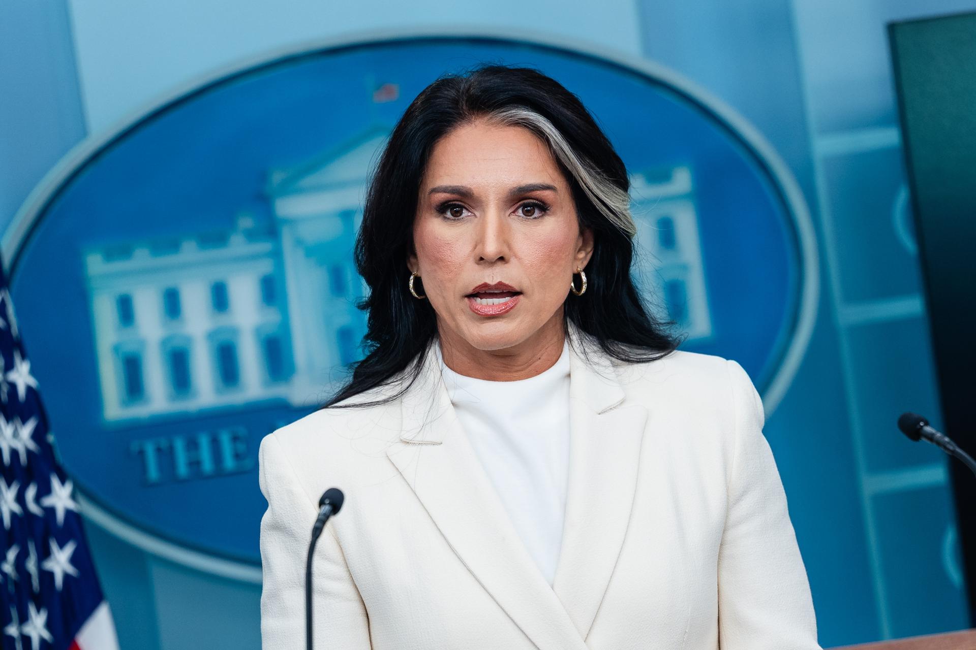 Foto de archivo de la directora de Inteligencia Nacional de EE.UU., Tulsi Gabbard. EFE/ERIC LEE / POOL