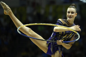 La alemana Darja Varfolomeev compite en la categoría de aro este domingo en el Campeonato Mundial de Gimnasia Rítmica en Río de Janeiro (Brasil). EFE/ Antonio Lacerda