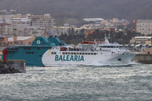 Imagen de archivo del buque Passió per Formentera, de la naviera Balearia. EFE/ Reduan