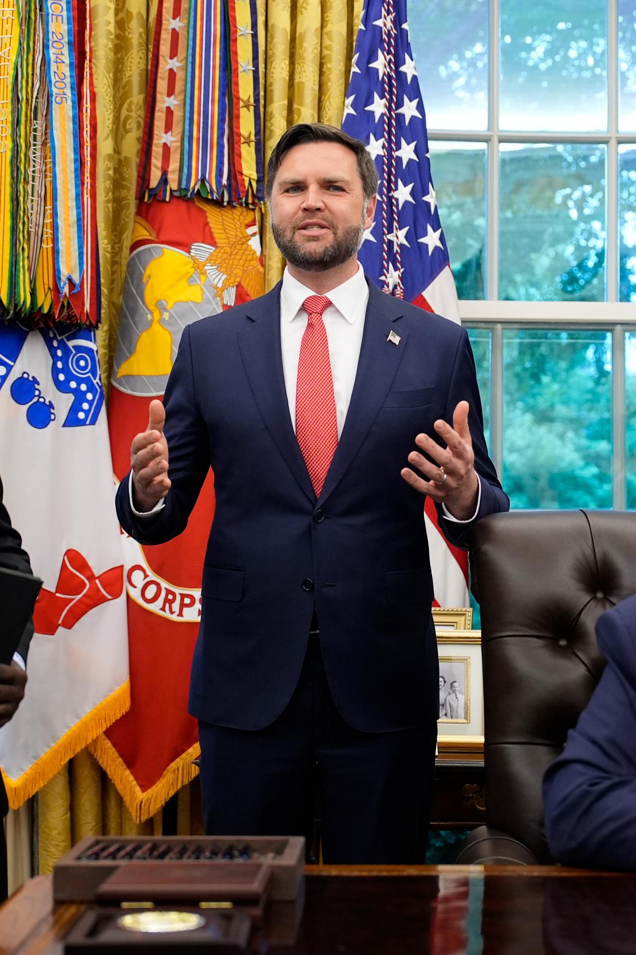 Foto de archivo del vicepresidente de Estados Unidos, JD Vance. EFEYURI GRIPAS