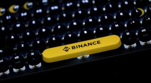 Teclado especial de una consola de juegos Binance exhibido en la conferencia Crypto Expo Europe 2024 en Bucarest, Rumanía, el 4 de marzo de 2024. EFE/EPA/Robert Ghement