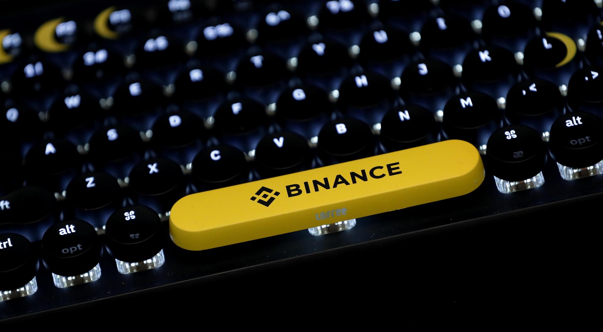 Teclado especial de una consola de juegos Binance exhibido en la conferencia Crypto Expo Europe 2024 en Bucarest, Rumanía, el 4 de marzo de 2024. EFE/EPA/Robert Ghement
