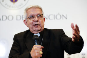 El cardenal de Paraguay, Adalberto Martínez, en una fotografía de archivo. EFE/ Juan Pablo Pino