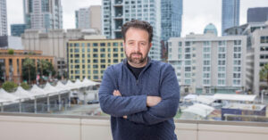 Fotografía del 15 de marzo de 2024 cedida por Incode de su fundador y director ejecutivo, Ricardo Amper, posando en San Francisco (Estados Unidos). EFE/ Incode / SOLO USO EDITORIAL/ NO VENTAS/ SOLO DISPONIBLE PARA ILUSTRAR LA NOTICIA QUE ACOMPAÑA (CRÉDITO OBLIGATORIO)
