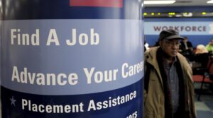 Fotografía de archivo de una oficina de un centro de empleo en Brooklyn (Nueva York, EE.UU.). EFE/Justin Lane