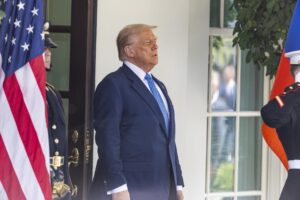Foto de archivo del presidente de EE.UU., Donald Trump. EFE/JIM LO SCALZO