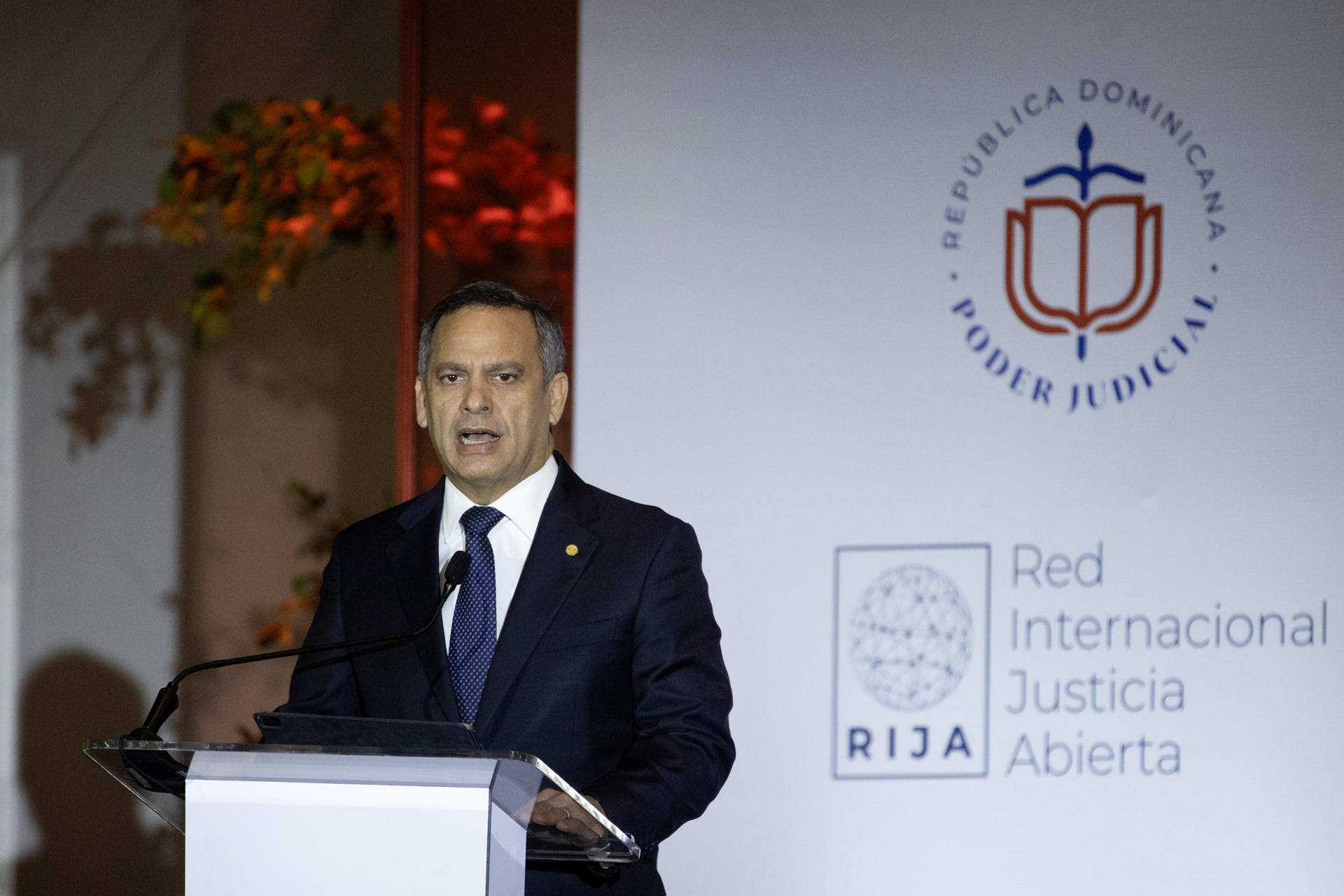 El presidente de la Suprema Corte de Justicia de República Dominicana, Henry Molina, habla en la ceremonia inaugural de la Primera Conferencia Internacional de Justicia Abierta este miércoles, en Santo Domingo (República Dominicana). EFE/Orlando Barría