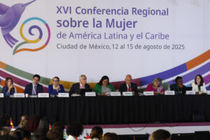 Fotografía general de los participantes a la XVI Conferencia Regional sobre la Mujer de América Latina y el Caribe este miércoles, en Ciudad de México (México). EFE/ Sáshenka Gutiérrez