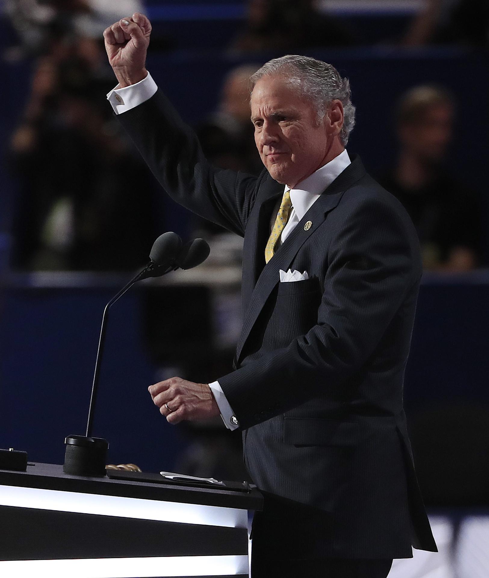 Fotografía de archivo del gobernador de Carolina del Sur, Henry McMaster. EFE/Tannen Maury