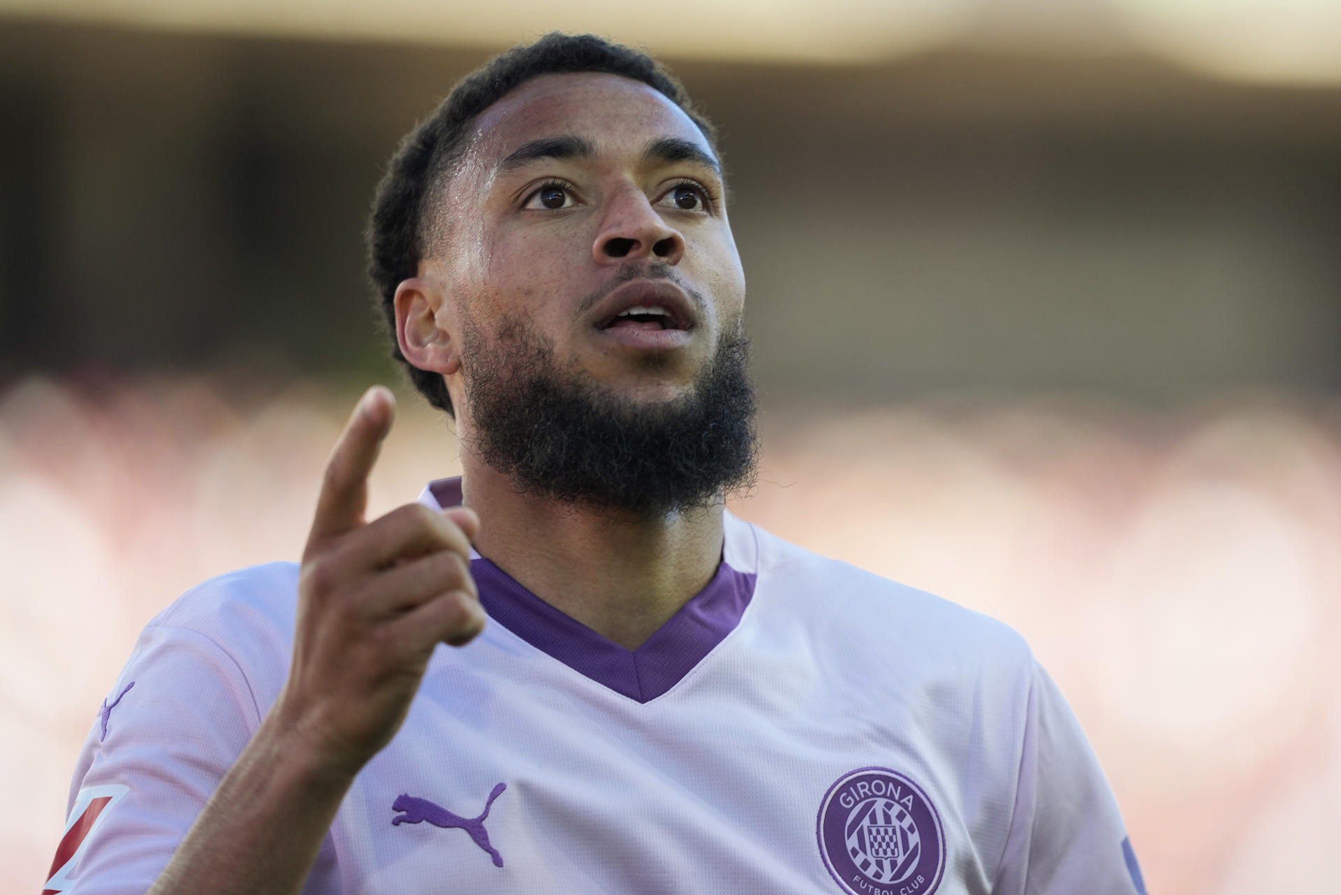 El delantero neerlandés Arnaut Danjuma, la pasada temporada con el Girona. EFE/ Alejandro García