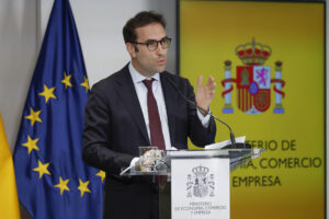 Imagen de archivo del ministro de Economía, Carlos Cuerpo. EFE/Mariscal