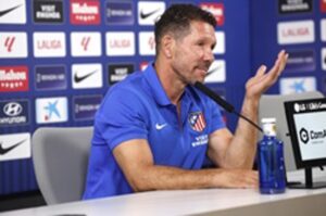 Simeone, durante la rueda de prensa de este sábado. EFE/J. P. Gandul.