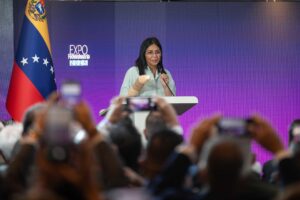 Fotografía de la vicepresidenta ejecutiva de Venezuela, Delcy Rodríguez. EFE/ Ronald Pena R