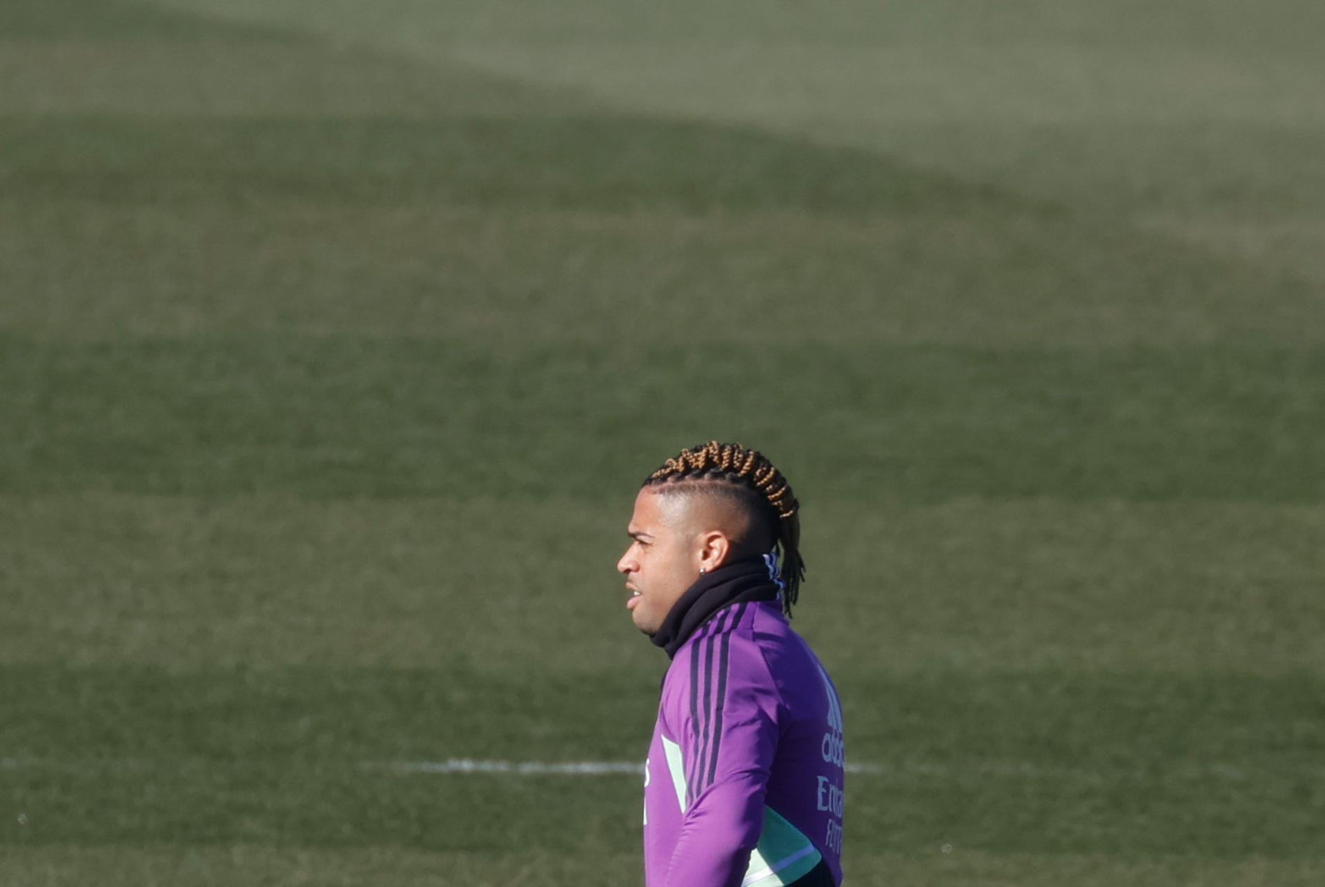 Fotografía de Javier Lizón, en la que puede verse en una imagen de archivo del 1 de febrero de 2023 al hispano-dominicano Mariano Díaz, entonces jugador del Real Madrid, durante un entrenamiento. EFE