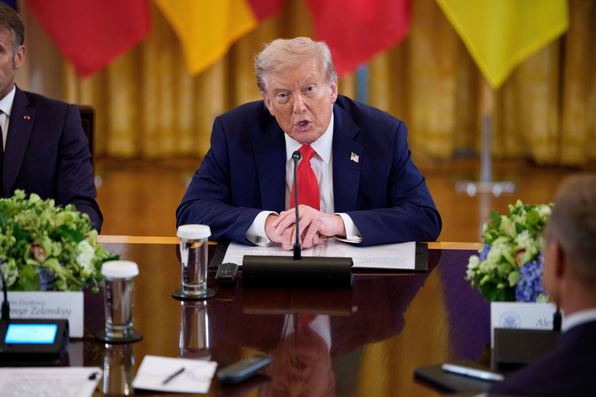 Foto de archivo del presidente de EE.UU., Donald Trump. EFE/AARON SCHWARTZ / POOL