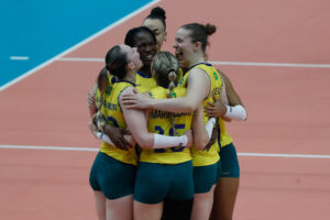 Las integrantes de Brasil celebran ante México en el partido de voleibol femenino que le dio la medalla de oro en los II Juegos Panamericanos Junior ASU 2025. EFE/Juan Pablo Pino