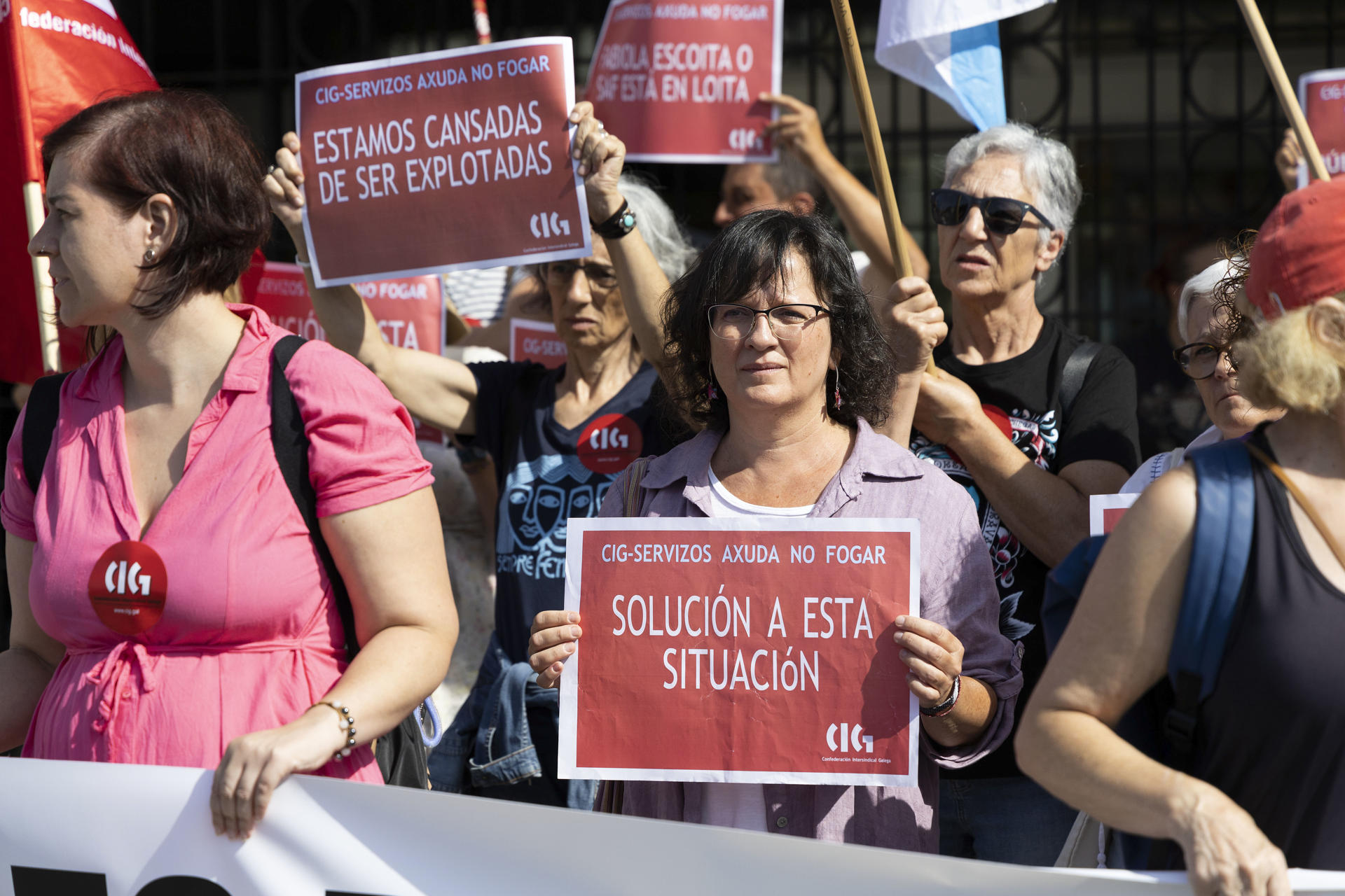 El sindicato CIG convoca huelga en los servicios de ayuda en hogar de Galicia tras el asesinato de una trabajadora social, Teresa. EFE/ Salvador Sas
