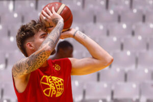 El ala pívot de la selección española de baloncesto Juancho Hernángomez en foto de archivo de Quique García. EFE