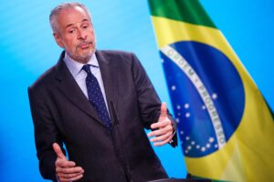 Fotografía de archivo del presidente de la próxima Conferencia sobre el Cambio Climático de la ONU (COP30), André Corrêa do Lago. EFE/EPA/CLEMENS BILAN