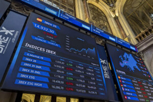 Imagen de este viernes de la Bolsa de Madrid.EFE/Vega Alonso