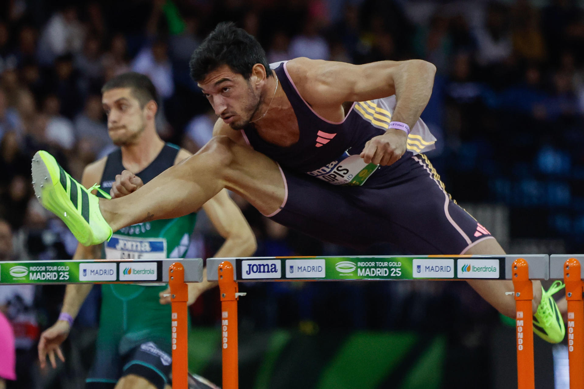 El atleta español Quique Llopis, finalista en los 110 m.v. de la Liga Diamante. EFE/Sergio Pérez