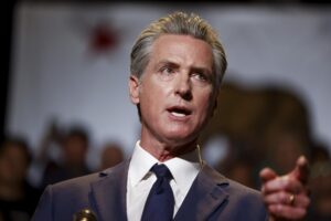 Fotografía de archivo del gobernador de California, Gavin Newsom, durante un acto público, en Los Ángeles (CA, EE.UU.). EFE/Cariline Brehman