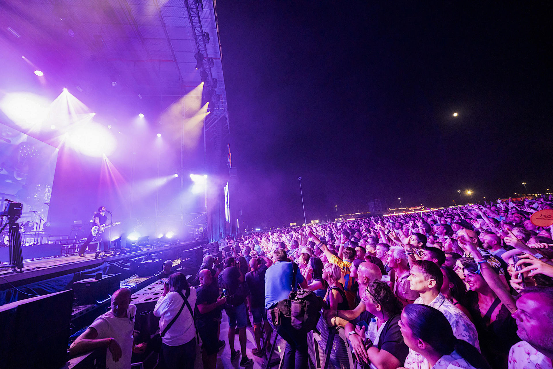 El grupo Viva Suecia durante el concierto que ofrece en el festival Sonorama 2025, este jueves en Aranda de Duero (Burgos). EFE/ Paco Santamaria
