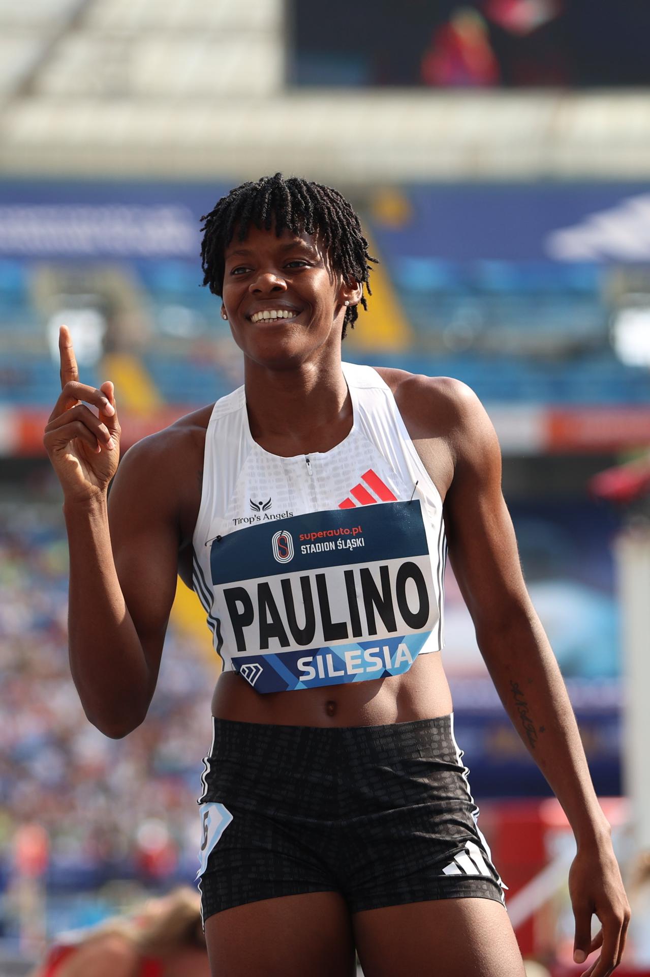 Chorzow (Poland), 16/08/2025.- Marileidy Paulino of the Dominican Republic celebrates winning the women's 400m event during the Diamond League atletics meeting - Kamila Skolimowska Memorial, at the Silesian Stadium in Chorzow, southern Poland, 16 August 2025. (400 metros, República Dominicana, Polonia) EFE/EPA/Jarek Praszkiewicz POLAND OUT
