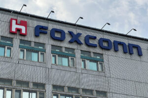Fotografía de archivo de la fachada de un edificio de Hon Hai (Foxconn), el mayor ensamblador de productos electrónicos del mundo. EFE/Javier Castro Bugarín