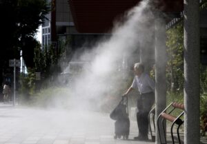 Imagen de archivo del pasado mes de julio en Tokio (Japón). EFE/EPA/FRANCK ROBICHON