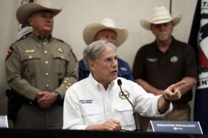 El gobernador de Texas, el republicano Greg Abbott. EFE/Dustin Safranek