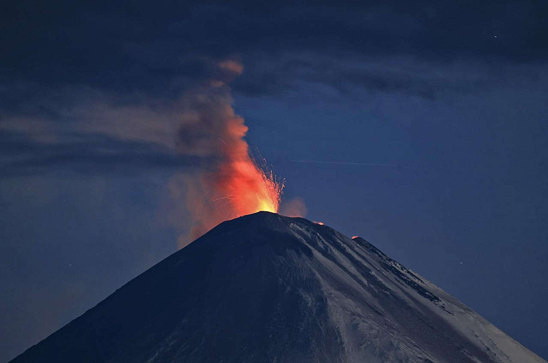 EFE/EPA/YURY DEMYANCHUK/RUSSIAN ACADEMY OF SCIENCES' VOLCANOLOGY INST. -- BEST QUALITY AVAILABLE -- MANDATORY CREDIT -- HANDOUT EDITORIAL USE ONLY/NO SALES