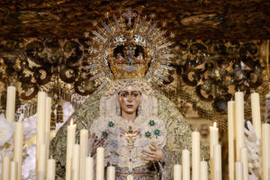 Imagen de archivo de la talla de la Virgen de la Macarena en Sevilla. EFE/José Manuel Vidal
