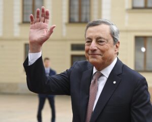 Foto archivo. Mario Draghi.  EFE/EPA/FILIP SINGER