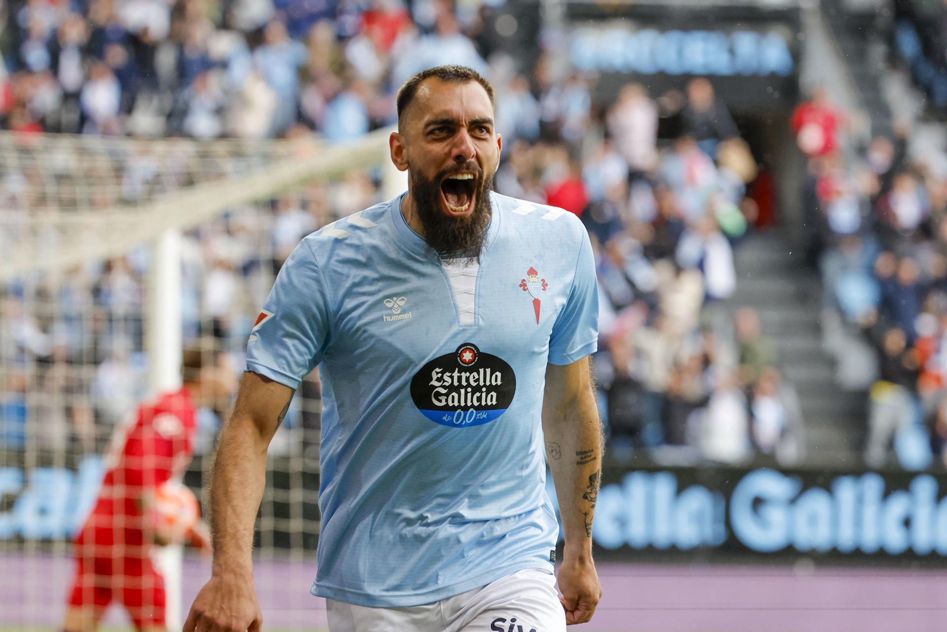Borja Iglesias celebra un gol con el Celta la pasada temporada. EFE/ Lavandeira Jr