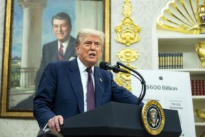 El presidente de EE.UU., Donald Trump. EFE/EPA/BONNIE CASH / POOL