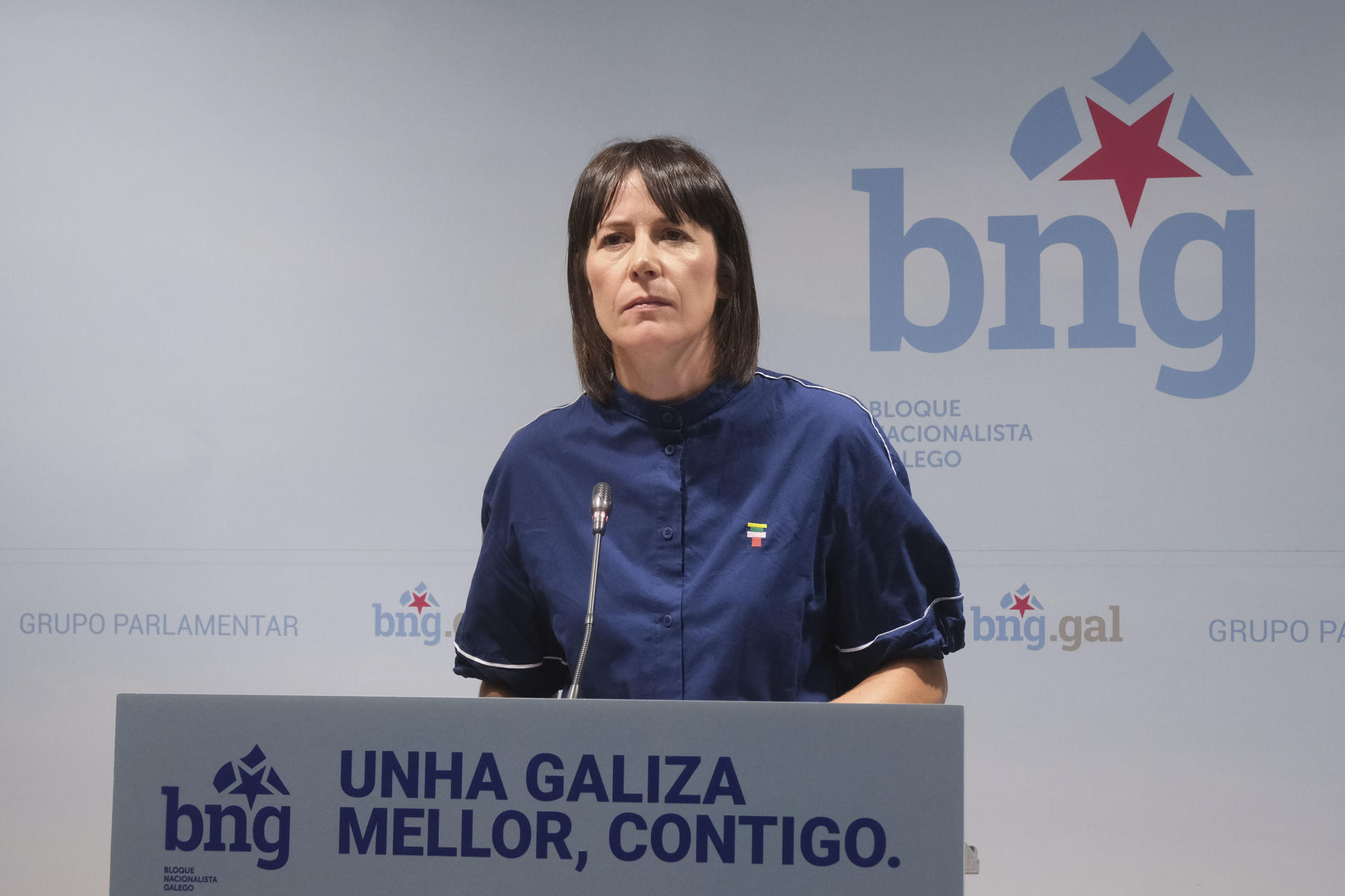 La portavoz nacional del BNG, Ana Pontón, interviene durante la reunión del grupo parlamentario de su partido para evaluar la crisis de los fuegos y analizar propuestas para la recuperación de las zonas afectadas, el sistema de emergencias y los cambios en prevención y gestión del territorio, este lunes en el Parlamento de Galicia. EFE/Xurxo Martínez