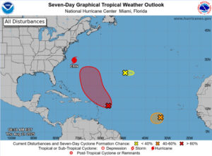 Imagen tomada de la página oficial del Centro Nacional de Huracanes (NHC, en inglés) que muestra el estado del huracán Erin este jueves. EFE/ Centro Nacional de Huracanes