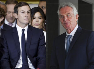 Combo de fotografías de archivo del exasesor estadounidense Jared Kushner (i) y el ex primer ministro británico Tony Blair. EFE/ Shawn Thew/ Andre Borges/ Pool
