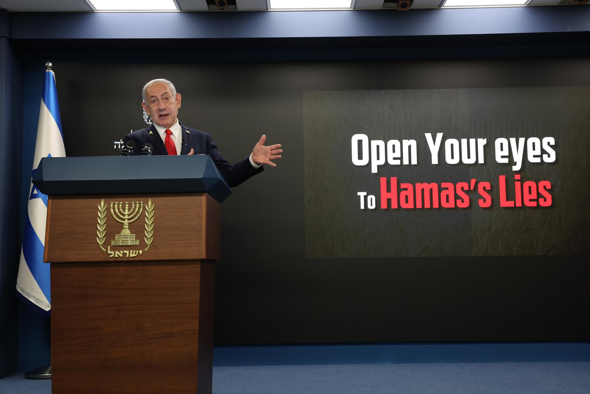 El primer ministro israelí, Benjamin Netanyahu, comparece ante la prensa internacional en su oficina de Jerusalén. EFE/EPA/ABIR SULTAN/ POOL
