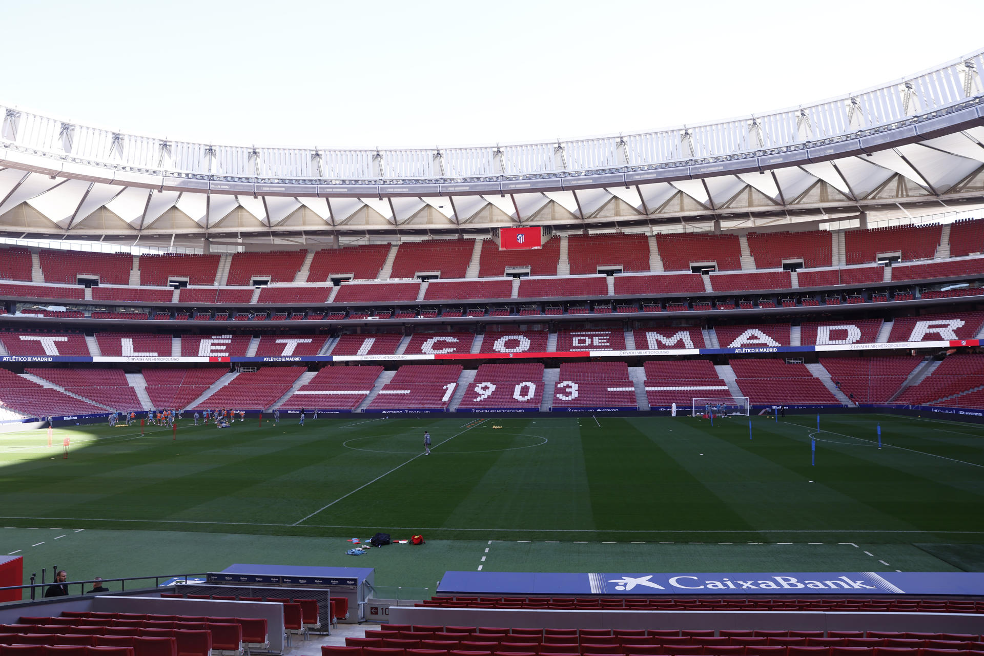 Vista del interior del estadio Metropolitano en Madrid. EFE/ Javier Lizón
