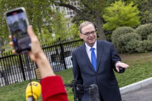 Fotografía del principal asesor económico de la Casa Blanca, Kevin Hassett. EFE/Shawn Thew